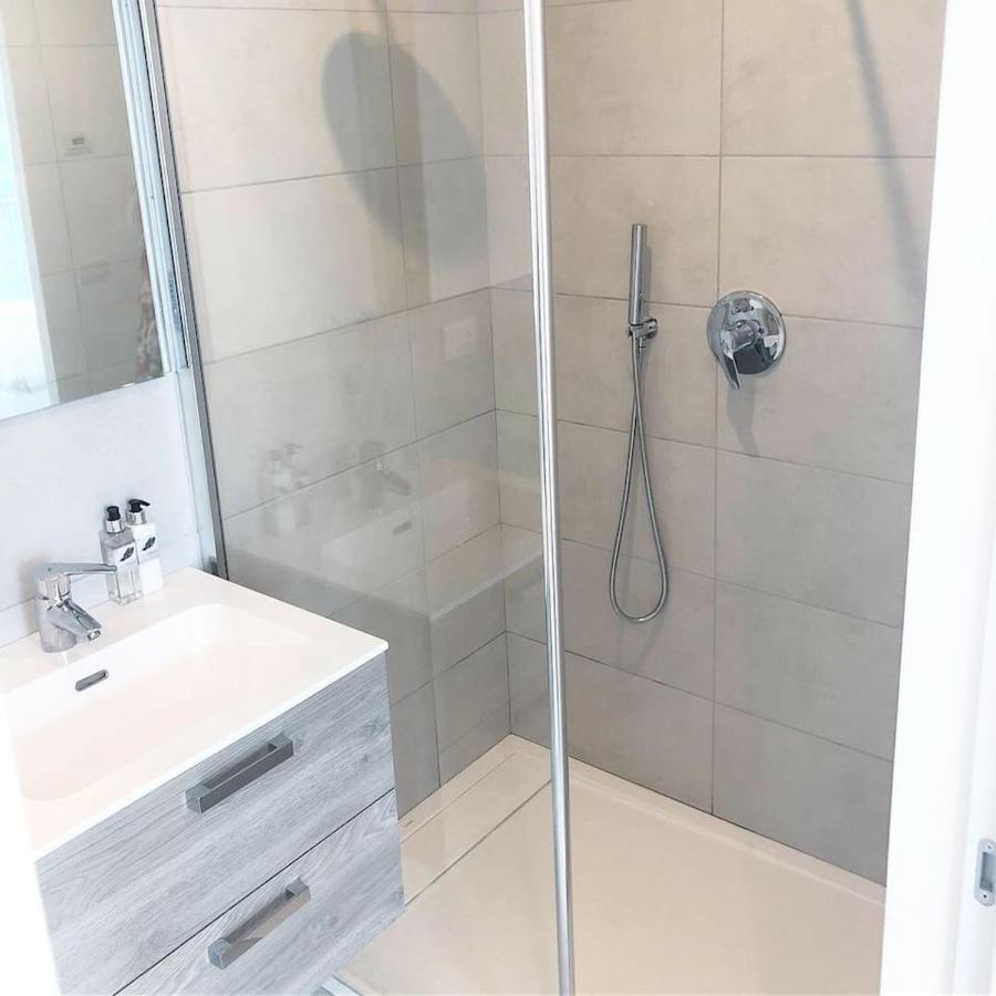 Ulivi Luxury Loft & Pool - The House Of Travelers Apartment Carate Urio Exterior photo